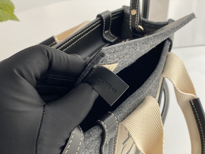 Chloe Tote style 80 Navy 01A