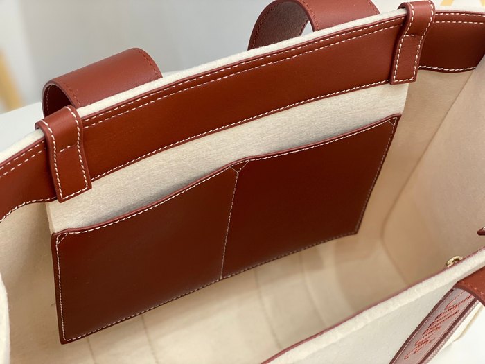 Chloe Tote with stylish features Brown 01A