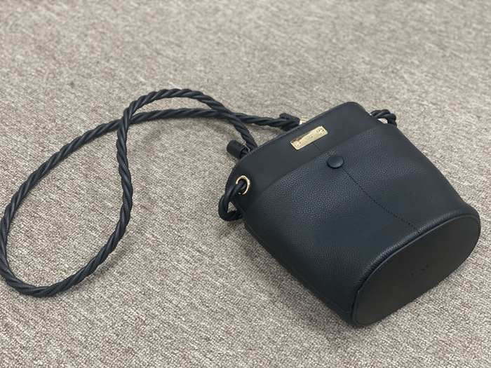 Chloe Tote with unique design traits Black 01A