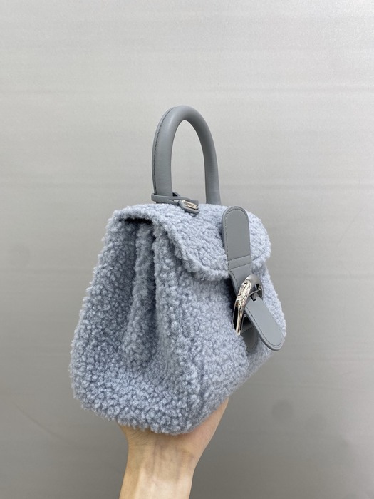 Delvaux Tote Blue 01A 2