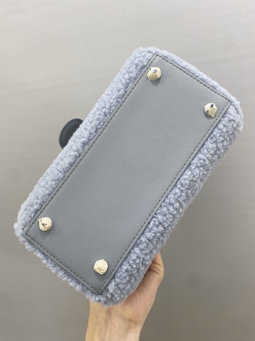 Delvaux Tote Blue 01A 2