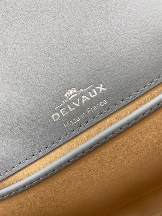 Delvaux Tote Blue 01A 2