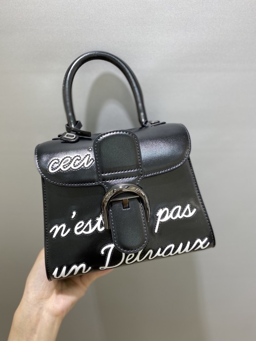 Delvaux Tote Blue 01A