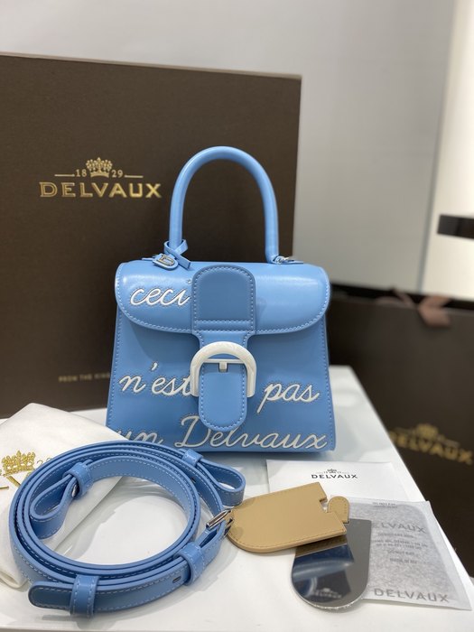 Delvaux Tote Blue 01A