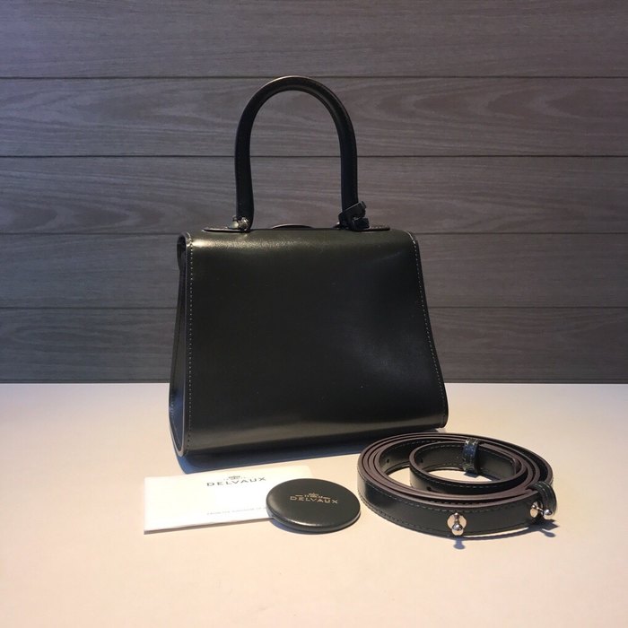 Delvaux Tote bag with elegant design Black 01A