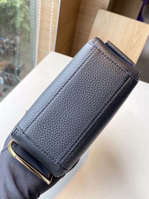 Delvaux Tote bag with stylish features White 01A