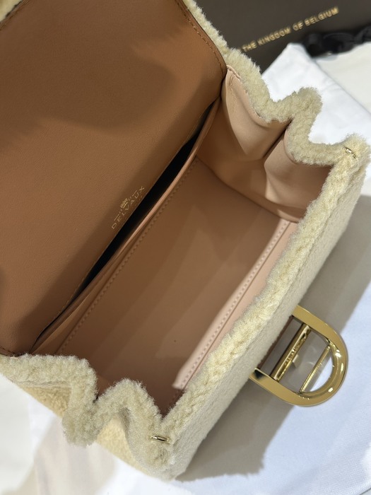 Delvaux Tote style 02 Brown 01A