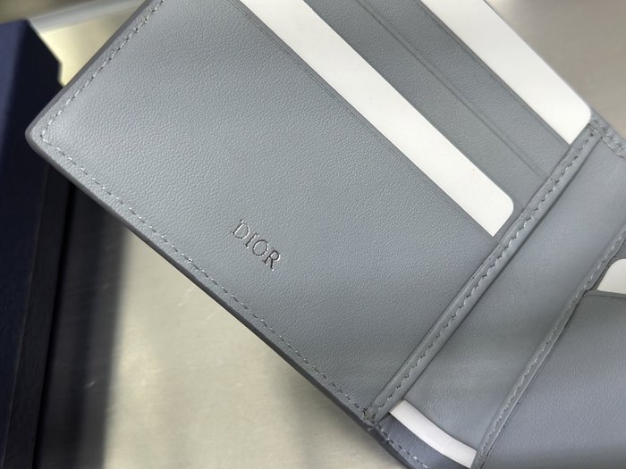 Dior 18123082 size 115x95x17cm color 24A