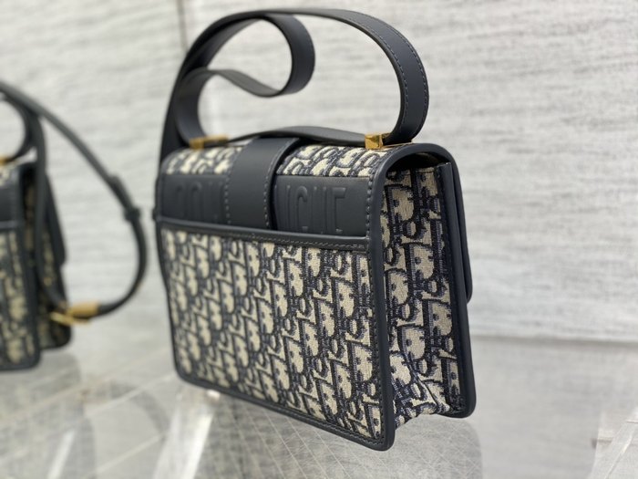 Dior 72123208 size 24178cm color 41A