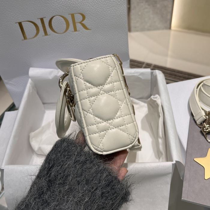 Dior 78123222 size 22x12x6cm color 15A