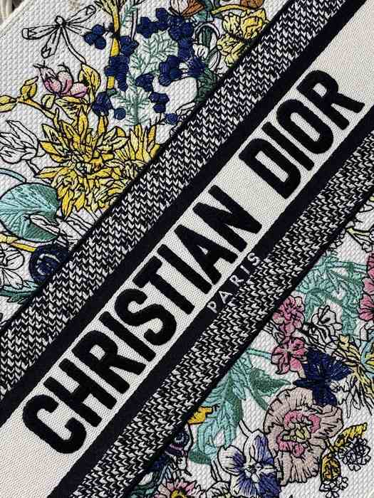 Dior Canvas Tote with Floral Design White 01A