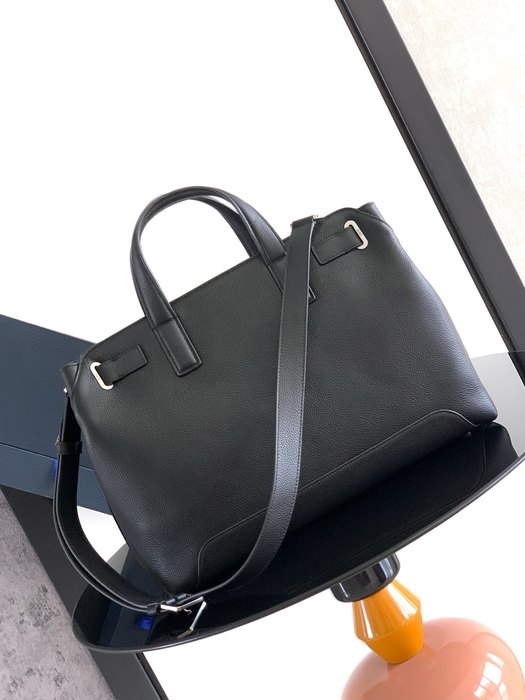 Dior Classic Tote Black 01A