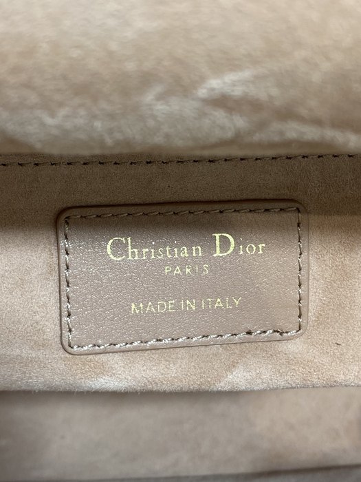 Dior Elegant Tote Beige 01A