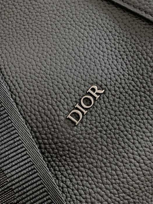 Dior Fashion Tote with functional traits Black 01A