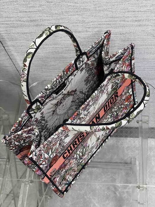 Dior Large Floral Tote Beige 01A