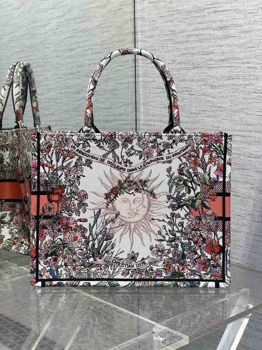 Dior Large Floral Tote Beige 01A