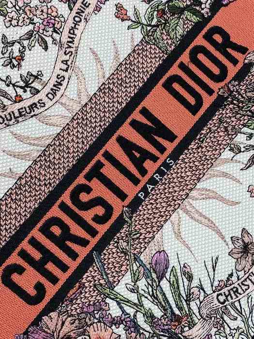 Dior Large Floral Tote Beige 01A