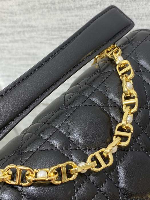 Dior Quilted Leather Tote Black 01A