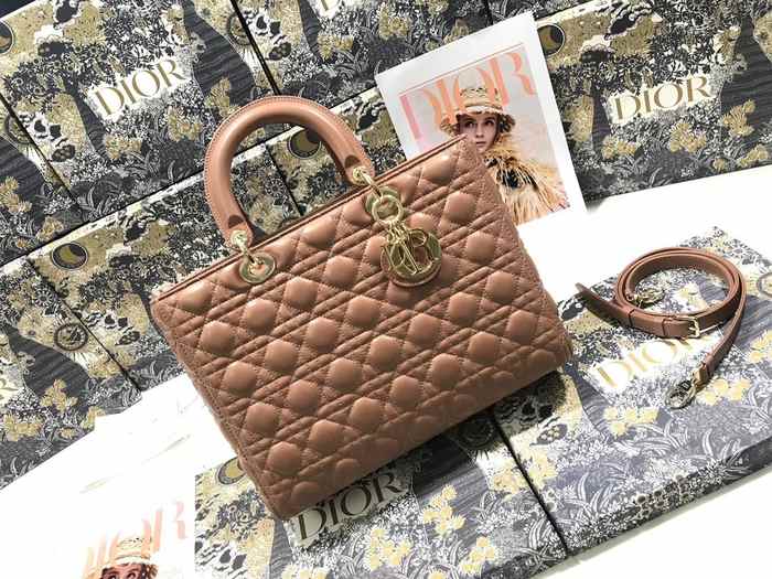 Dior Quilted Tote Beige 01A 5