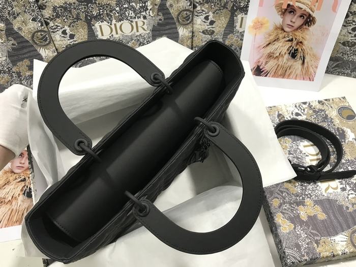 Dior Quilted Tote Black 01A 2