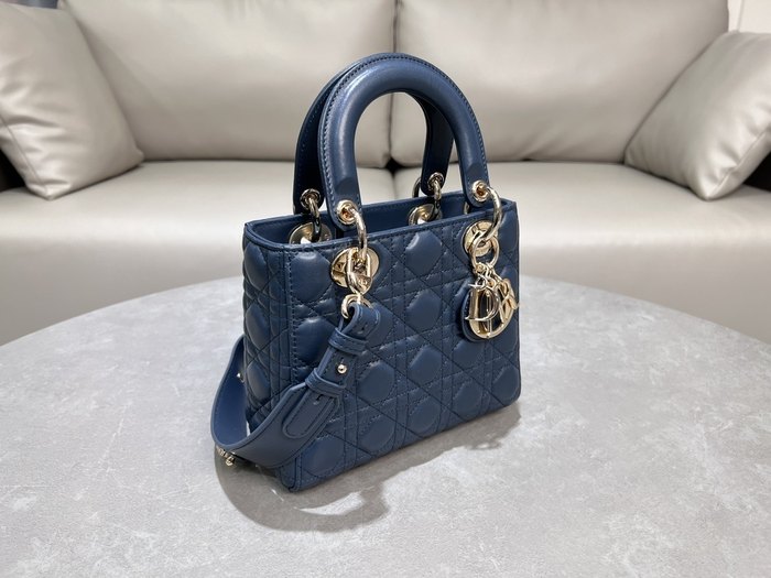 Dior Quilted Tote Blue 01A 2