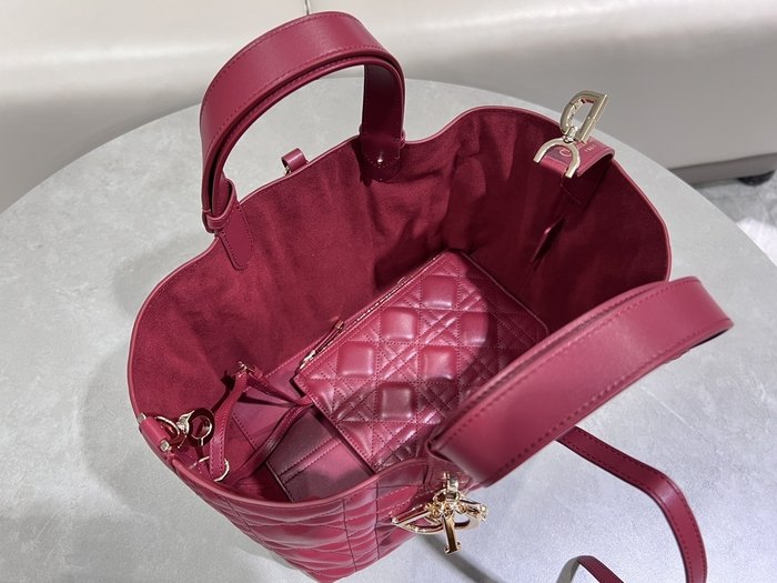Dior Quilted Tote Burgundy 01A