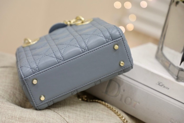 Dior Quilted Tote Grey 01A 4