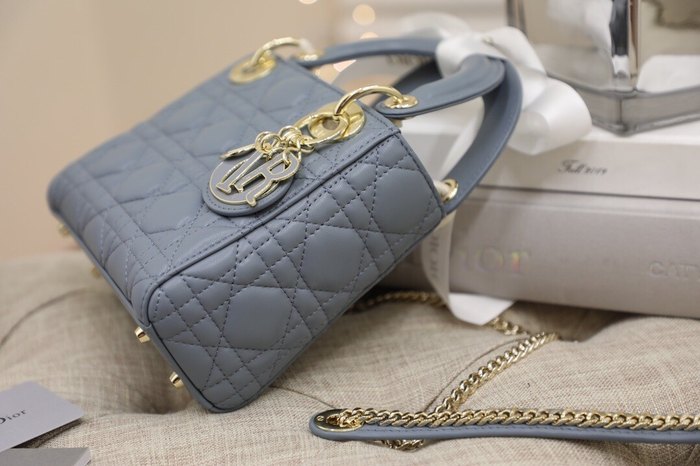 Dior Quilted Tote Grey 01A 4