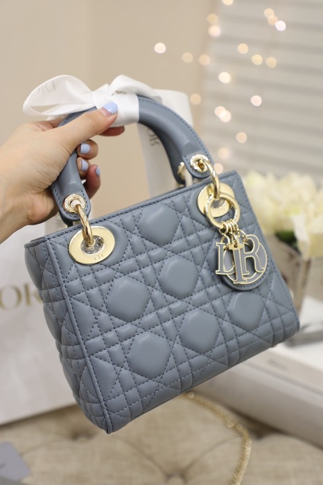 Dior Quilted Tote Grey 01A 4