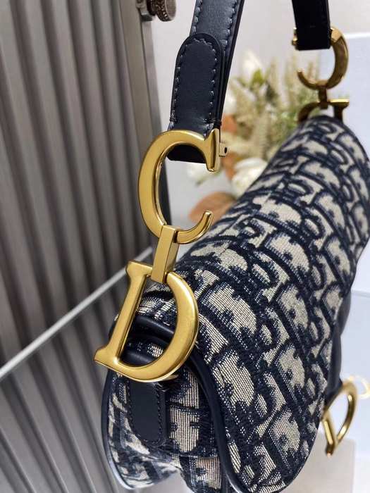 Dior Stylish Tote with characteristic traits Navy 01A