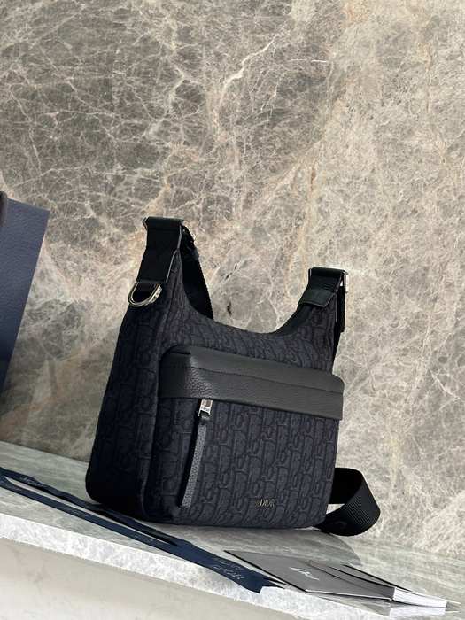 Dior Stylish Tote with elegant design Black 01A