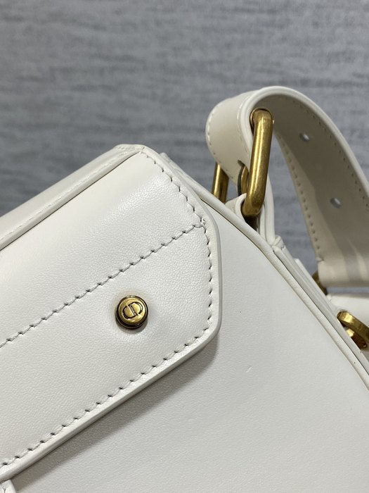 Dior Tote Bag White 01A 2