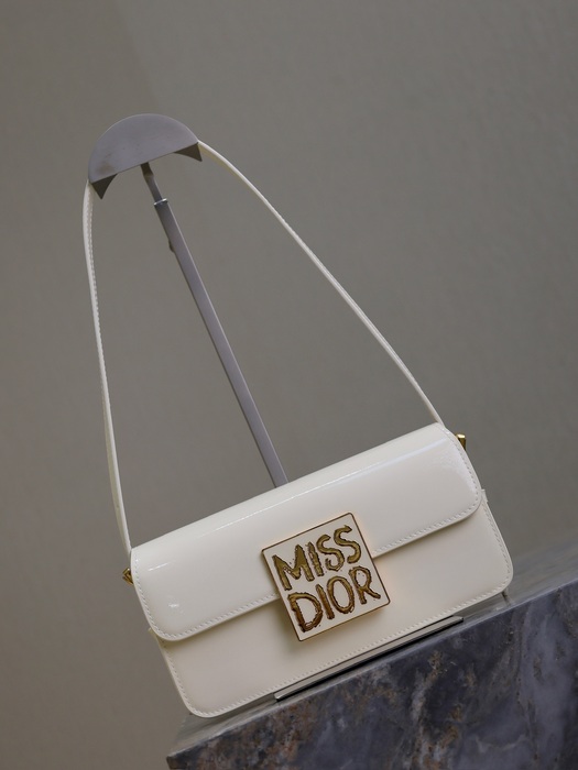 Dior Tote Bag White 01A 5