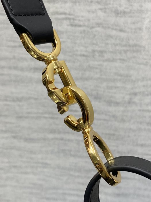 Dior Tote Bag with Elegant Design Black 01A 5