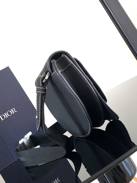 Dior Tote Bag with Elegant Features Black 01A 4