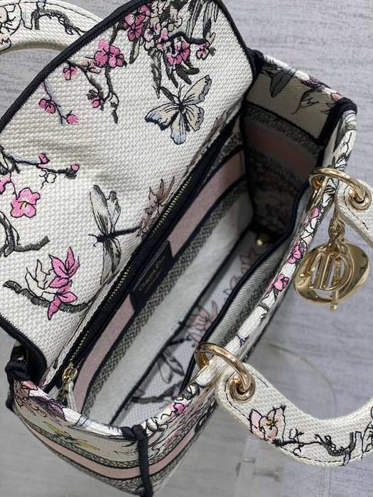 Dior Tote Bag with Floral Design White 01A