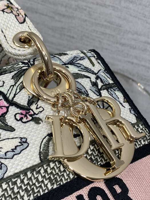 Dior Tote Bag with Floral Design White 01A