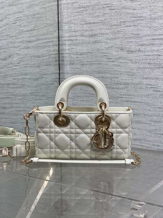 Dior Tote Bag with Quilted Design White 01A 2