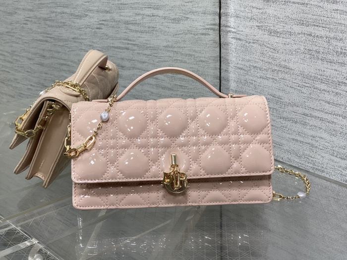 Dior Tote Bag with Quilted Texture Beige 01A