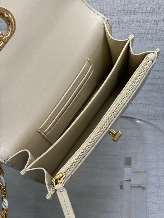 Dior Tote Bag with Stylish Features Beige 01A