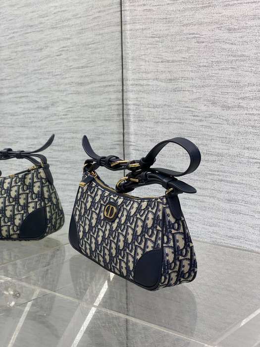 Dior Tote Bag with Stylish Features Navy 01A 9