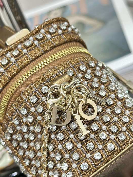 Dior Tote Bag with Stylish Traits Beige 01A 8