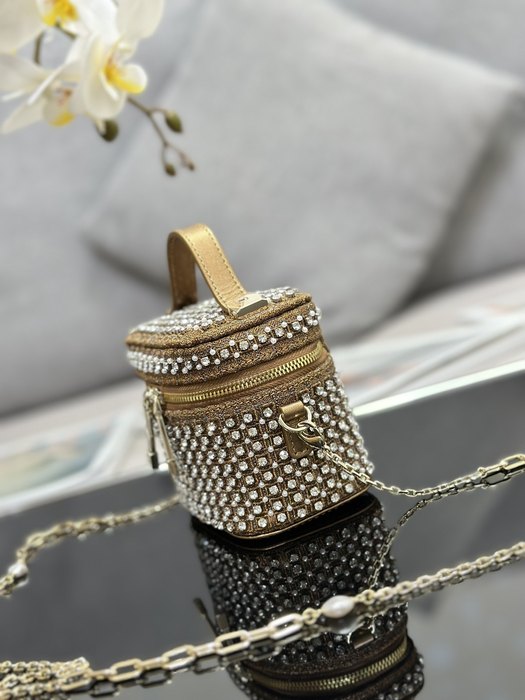 Dior Tote Bag with Stylish Traits Beige 01A 8