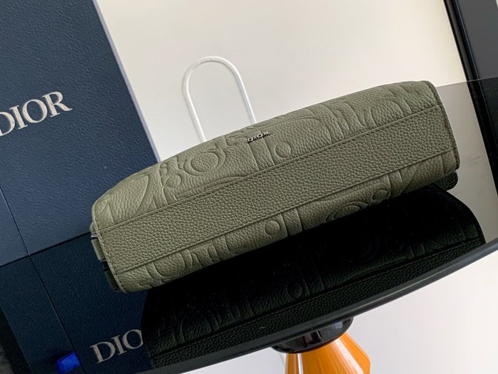 Dior Tote Bag with elegant design traits Green 01A