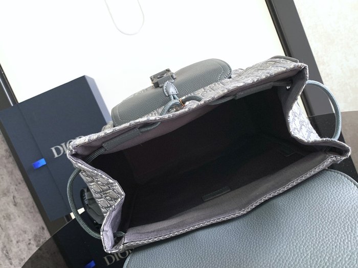 Dior Tote Bag with stylish traits Grey 01A