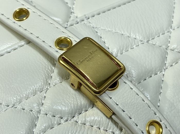 Dior Tote White 01A