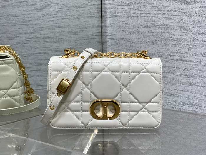 Dior Tote White 01A
