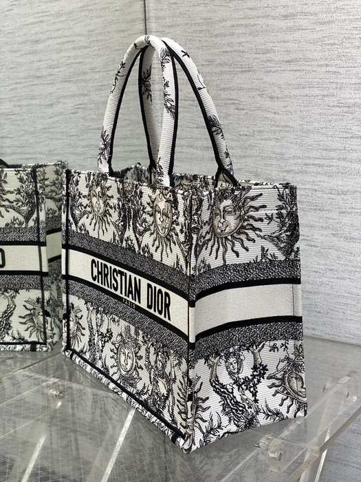 Dior Tote bag with artistic print Black 01A