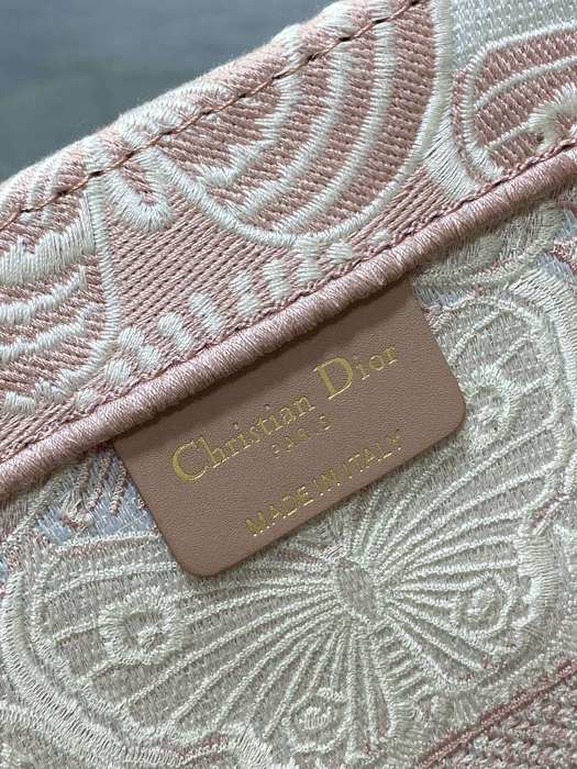 Dior Tote bag with characteristic features Beige 01A