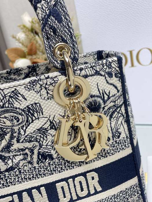 Dior Tote bag with decorative elements Blue 01A